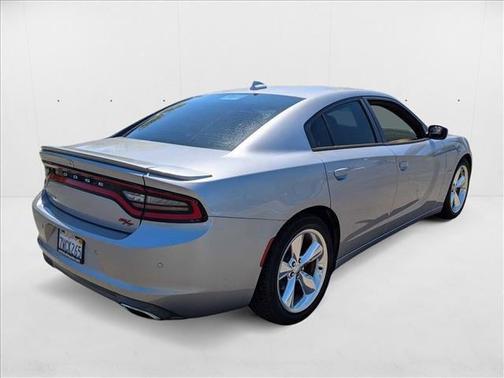 2016 Dodge Charger Road/Track