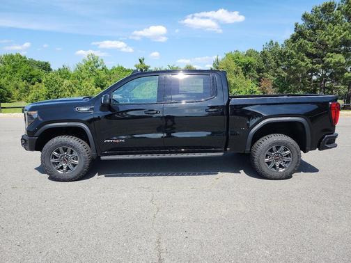 Onyx Black 2026 GMC Sierra 1500 AT4X