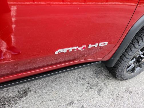 2026 GMC Sierra 2500 AT4