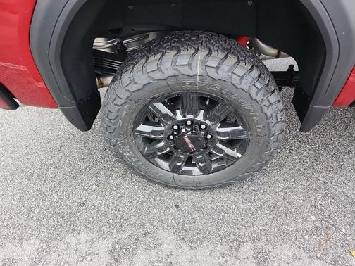 2026 GMC Sierra 2500 AT4