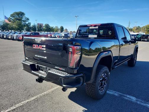 2026 GMC Sierra 2500 AT4