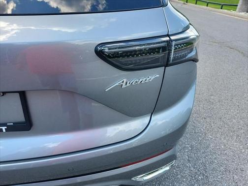 2025 Buick Envision Avenir AWD