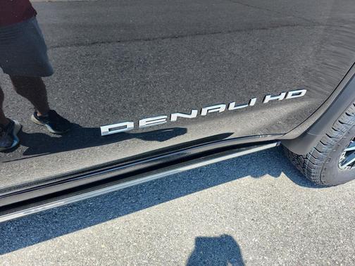 Onyx Black 2026 GMC Sierra 2500 Denali Ultimate