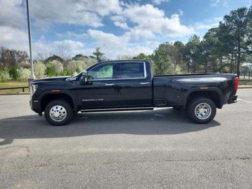 Onyx Black 2026 GMC Sierra 3500 Denali