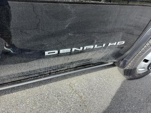 Onyx Black 2026 GMC Sierra 3500 Denali