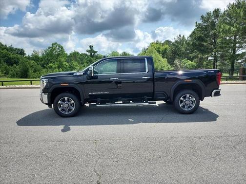 2025 GMC Sierra 2500 SLT