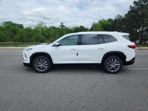 Summit White 2026 Buick Enclave Preferred FWD