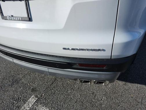 2026 GMC Acadia Elevation FWD