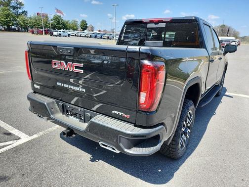 Onyx Black 2026 GMC Sierra 1500 AT4
