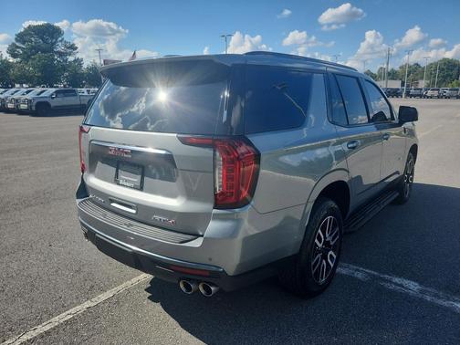 2024 GMC Yukon 4WD AT4