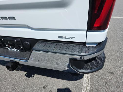 2025 GMC Sierra 2500 SLT