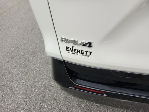 Blizzard Pearl w/Midnight Black Roof 2020 Toyota RAV4 Hybrid SE
