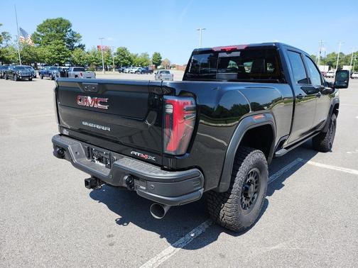 2025 GMC Sierra 2500 AT4
