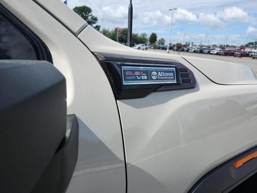 2026 GMC Sierra 2500 AT4