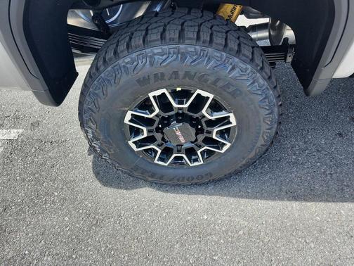 2026 GMC Sierra 2500 AT4