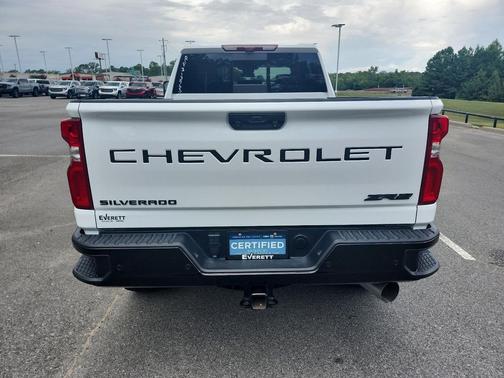 2024 Chevrolet Silverado 2500 4WD Crew Cab Standard Bed ZR2