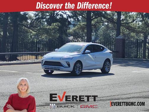 White Frost Tricoat 2026 Buick Envista Avenir FWD