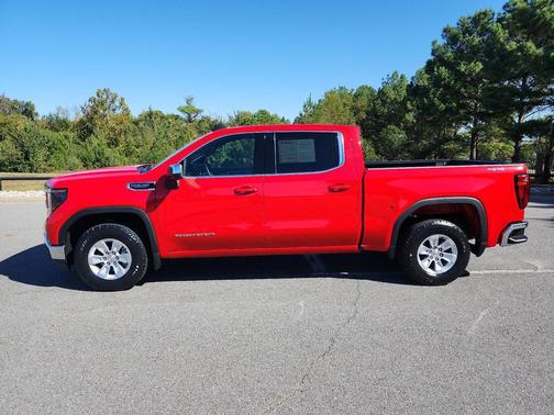 2024 GMC Sierra 1500 SLE
