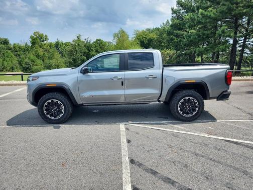 Sterling Metallic 2026 GMC Canyon AT4