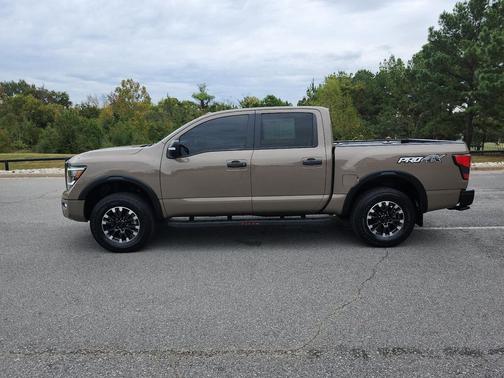 2021 Nissan Titan PRO-4X