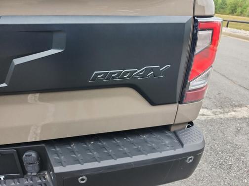 2021 Nissan Titan PRO-4X