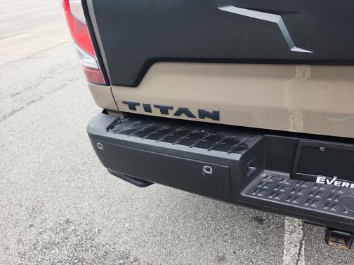2021 Nissan Titan PRO-4X