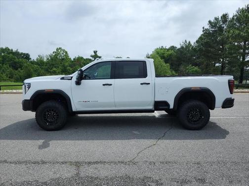 2025 GMC Sierra 2500 AT4