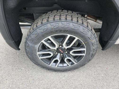 Coastal Dune 2026 GMC Sierra 1500 AT4