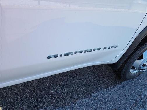 2025 GMC Sierra 3500 Base