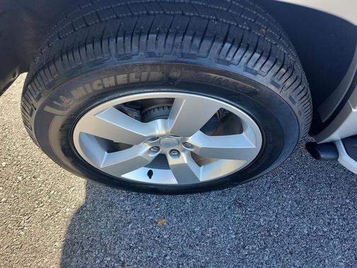 2023 Land Rover Defender 110 S