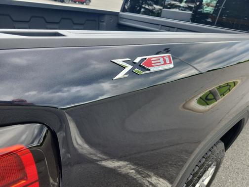 Titanium Rush Metallic 2022 GMC Sierra 1500 SLT