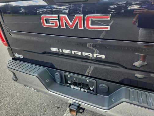 Titanium Rush Metallic 2022 GMC Sierra 1500 SLT