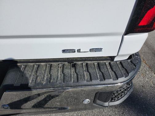 Summit White 2026 GMC Sierra 3500 SLE