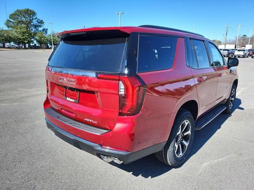 2026 GMC Yukon 4WD AT4