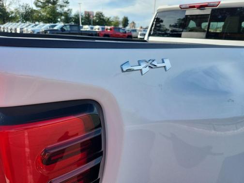 2026 GMC Sierra 3500 SLE