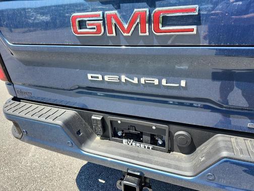 2025 GMC Sierra 2500 Denali