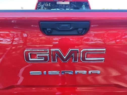 2026 GMC Sierra 2500 SLE
