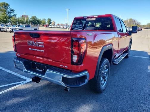 2026 GMC Sierra 2500 SLE