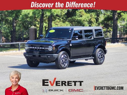 2024 Ford Bronco Outer Banks