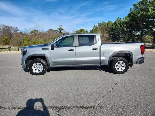 2025 GMC Sierra 1500 Pro