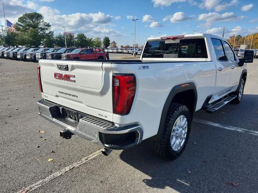 2024 GMC Sierra 2500 SLT