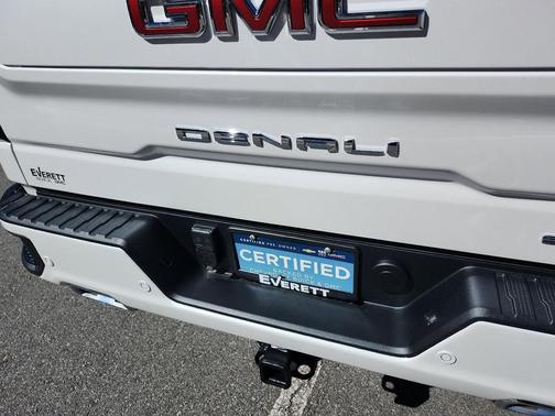 2025 GMC Sierra 1500 Denali
