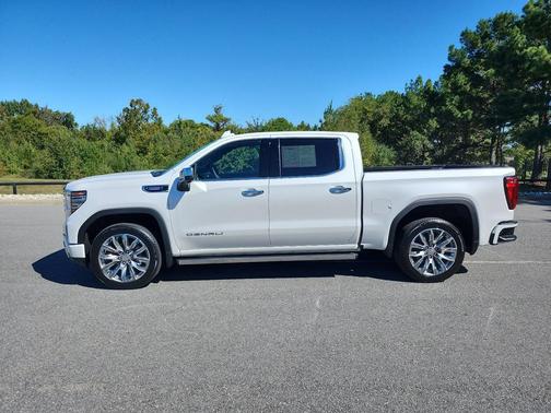 2025 GMC Sierra 1500 Denali