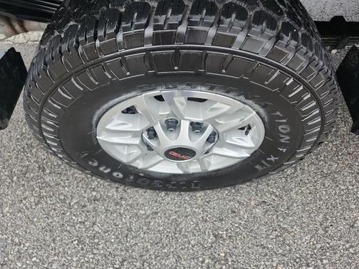 2024 GMC Sierra 2500 Pro