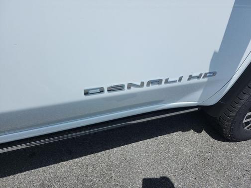 2025 GMC Sierra 2500 Denali Ultimate