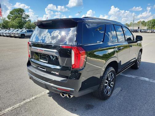 2024 GMC Yukon 4WD AT4