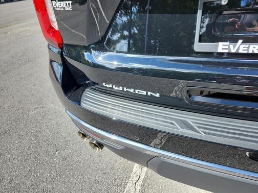 2024 GMC Yukon 4WD AT4