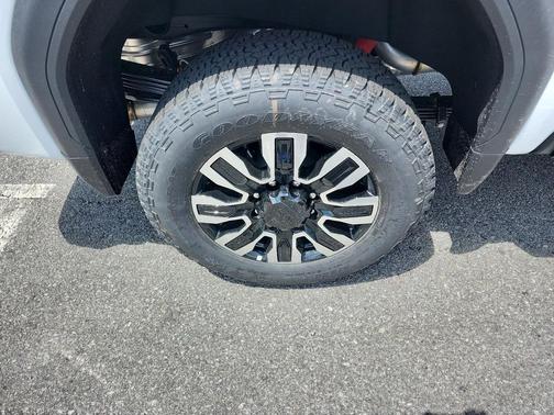 2025 GMC Sierra 2500 Denali Ultimate