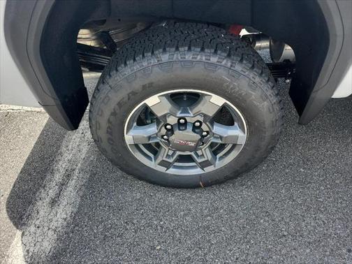 2025 GMC Sierra 2500 SLT