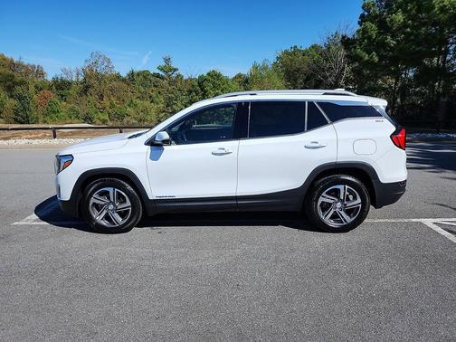 2021 GMC Terrain SLT